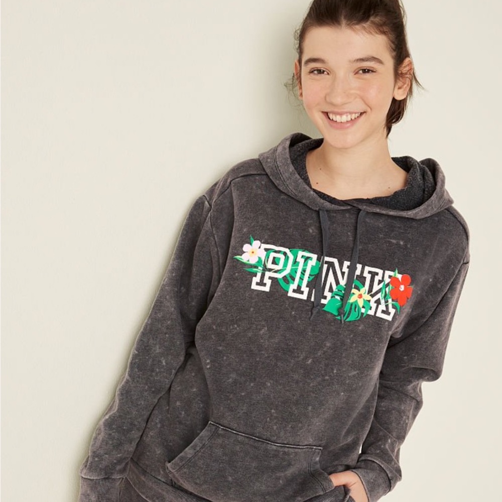 Victoria’s Secret PINK Hoodie Sweatshirt…Brand New With Tags